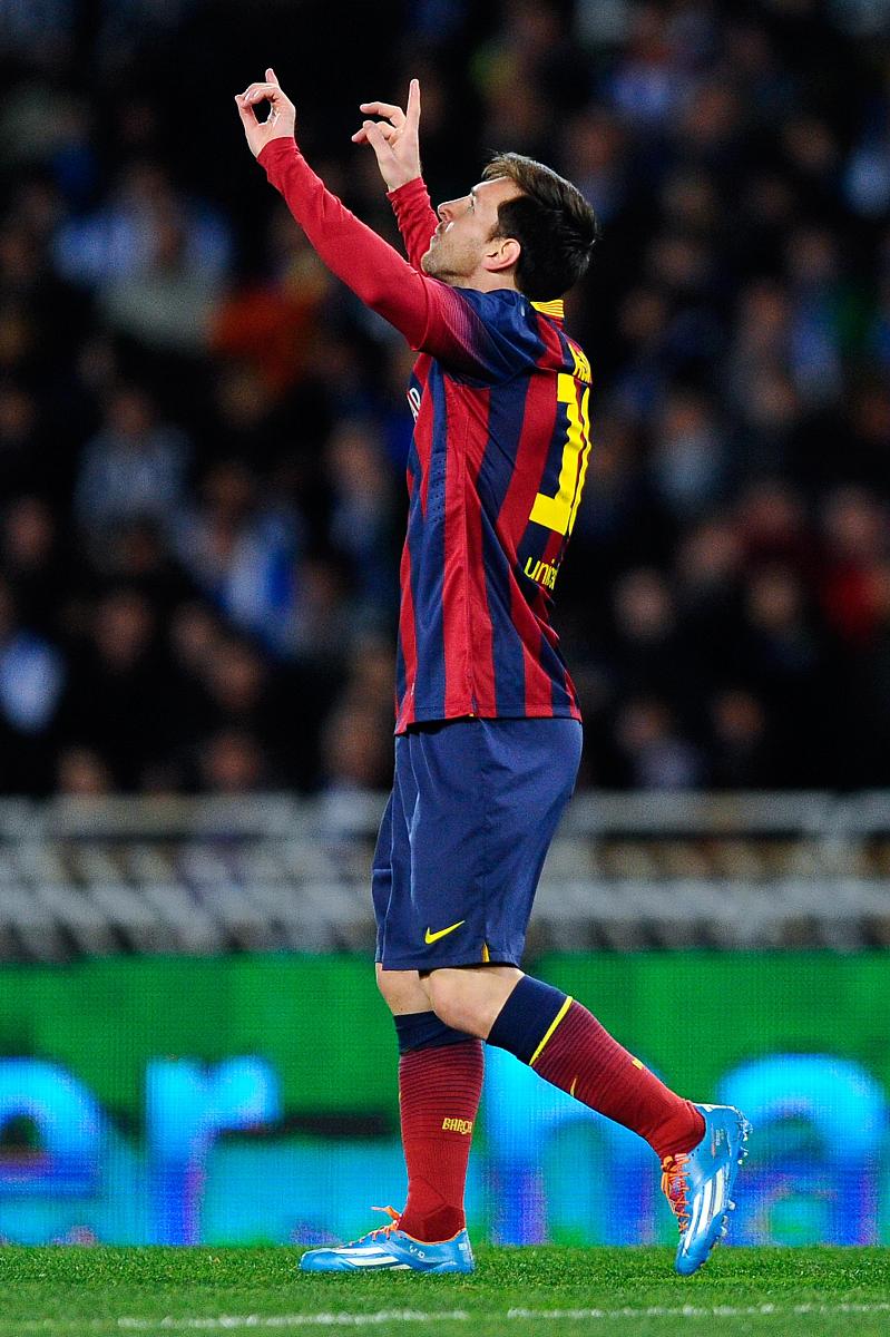 辛纳手感滚烫，带领AC米兰险胜巴黎圣日耳曼，赛后一句话霸气侧漏的简单介绍